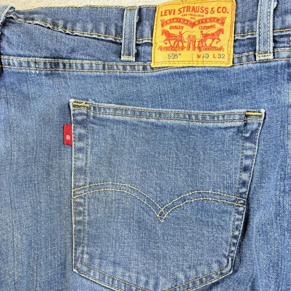 Levi's 505 Straight Leg Jeans Mens 40x32 (38x30) Blue Medium Wash Denim 